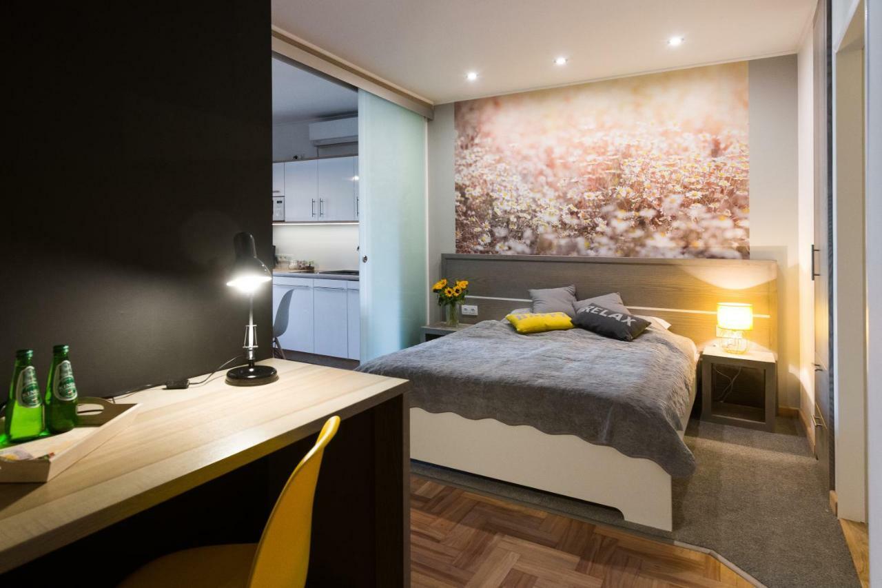 Sunflower Apartment Krakau Exterior foto
